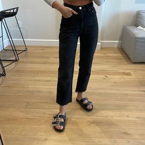 Black Cropped Jeans